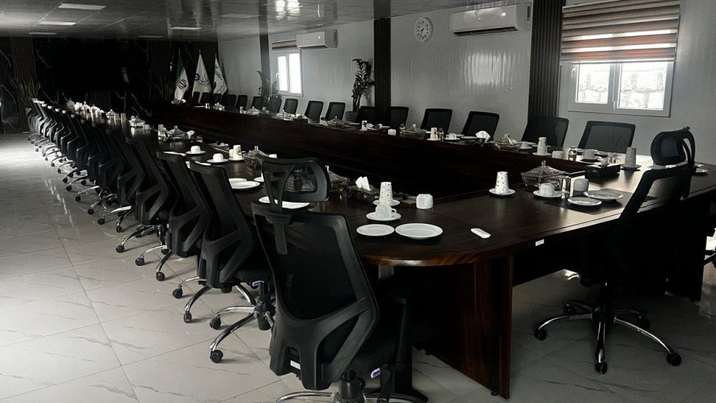 صندلی سالن کنفرانس